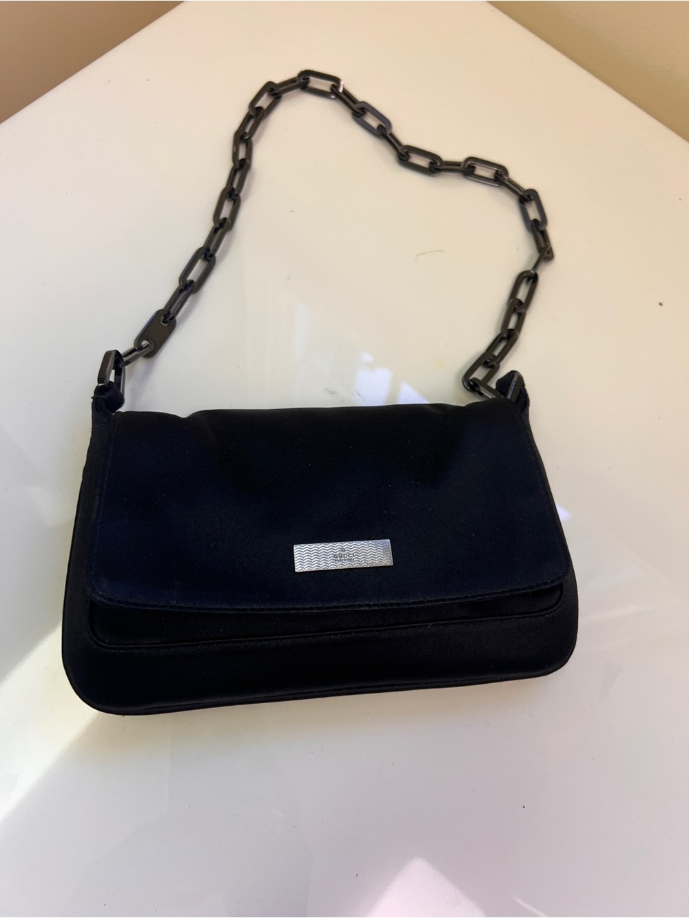 Gucci Black Shoulder Bag with Chain Handle - Picture 5 of 5